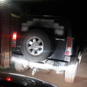 Вскрытие Hummer H3 через замочную скважину