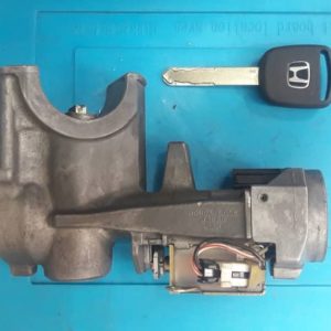 Honda Odyssey / Хонда Одиссей 2001 года выпуска заклинил замок зажигания