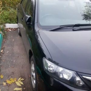 Вскрытие автомобиля Toyota Allion / Тойота Аллион 2011 года выпуска через замочную скважину двери, без повреждений и без отгибания двери