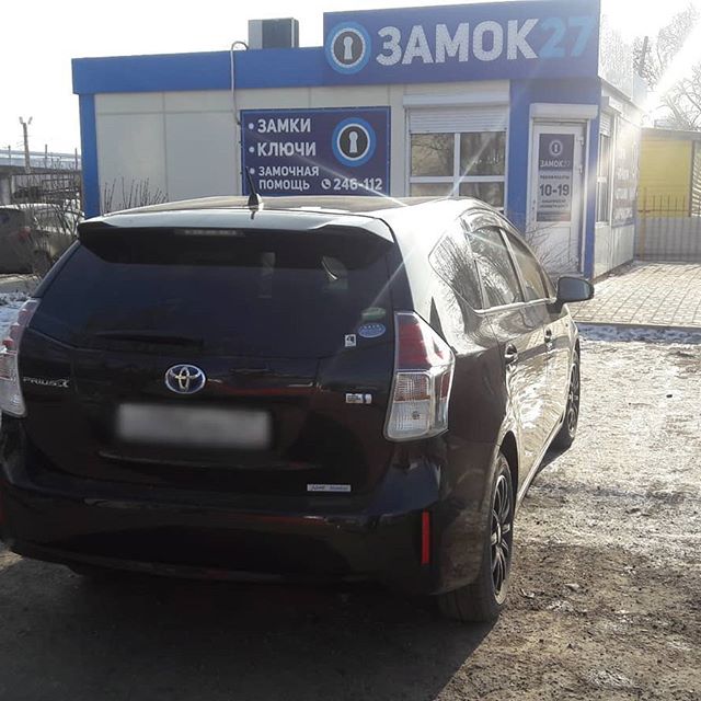 Дополнительный ключ в штатную систему иммо автомобиля Toyota Prius Alpha