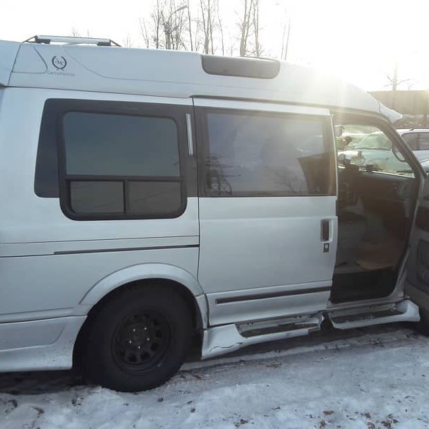 Chevrolet Astro разрядился аккумулятор - двери были заблокированы