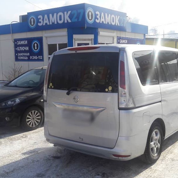 Nissan Serena дополнительный чип ключ / смарт ключ