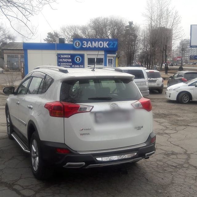 Дополнительный смарт ключ в автомобиль Toyota Rav4 2014