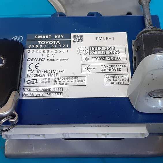 Smart key и дверной замок Lexus GS450H