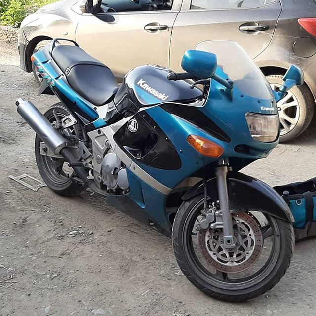 замка зажигания Kawasaki ZDR400
