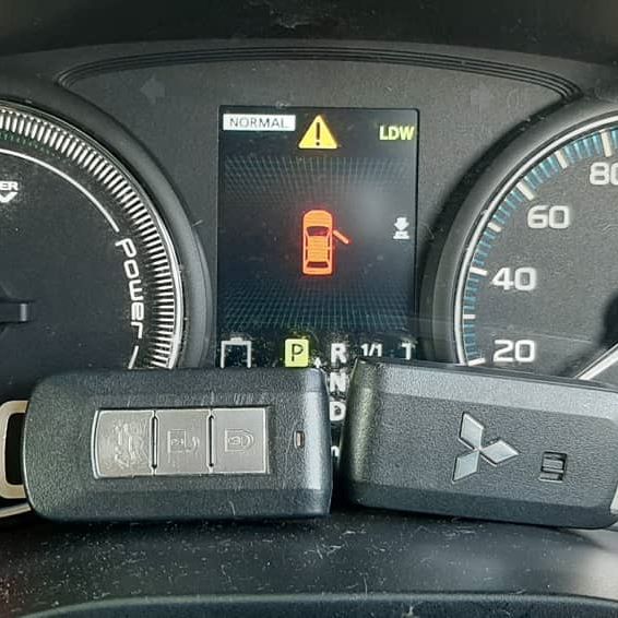 Mitsubishi Outlander приехал из Японии всего с одним смарт ключом