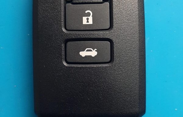 Ключ для Toyota Corolla 2012-2019