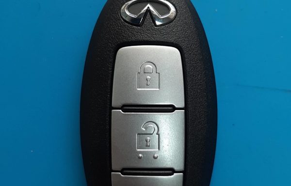 Ключ для Infiniti M 2015